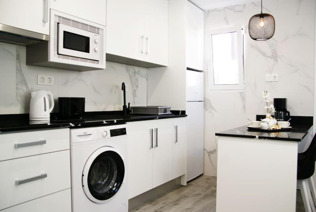 In Jardin I, Losbalcones,torrevieja Luxury
